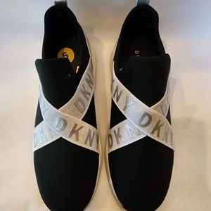 *NEW* DKNY Sneaker